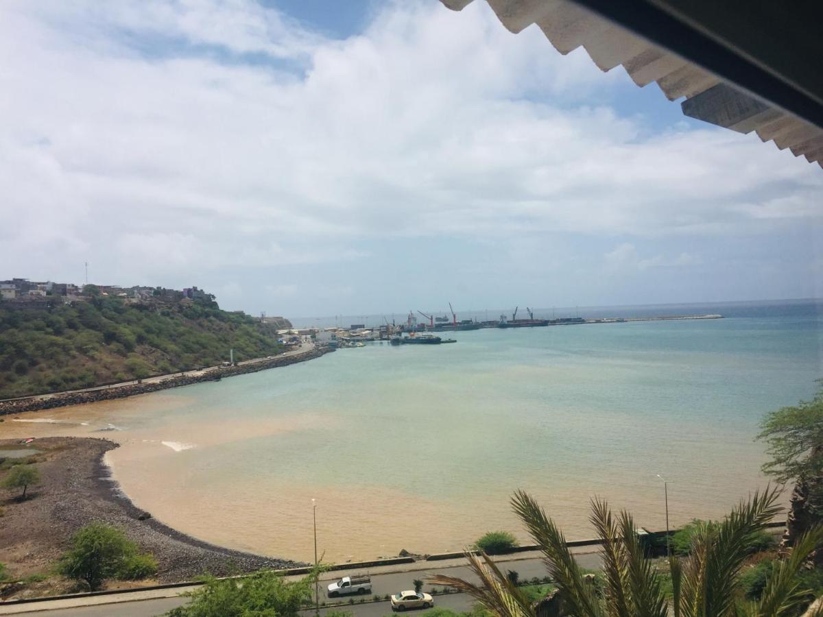 A Casa Da Mizi Hotel Praia Exterior photo